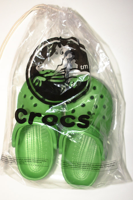 crocs_beach_verde_claro_embalagem